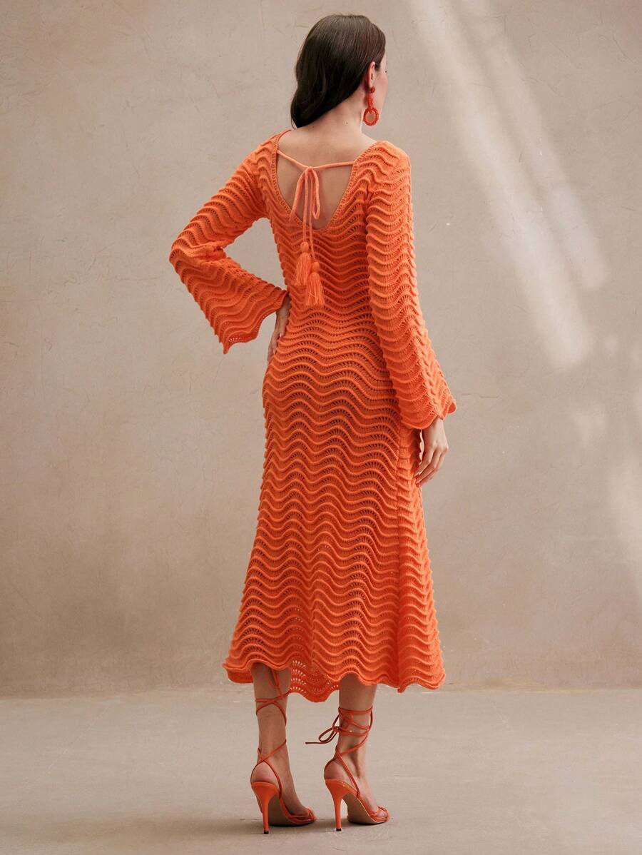 Edith™ | Sculpted Wave Knit Dress