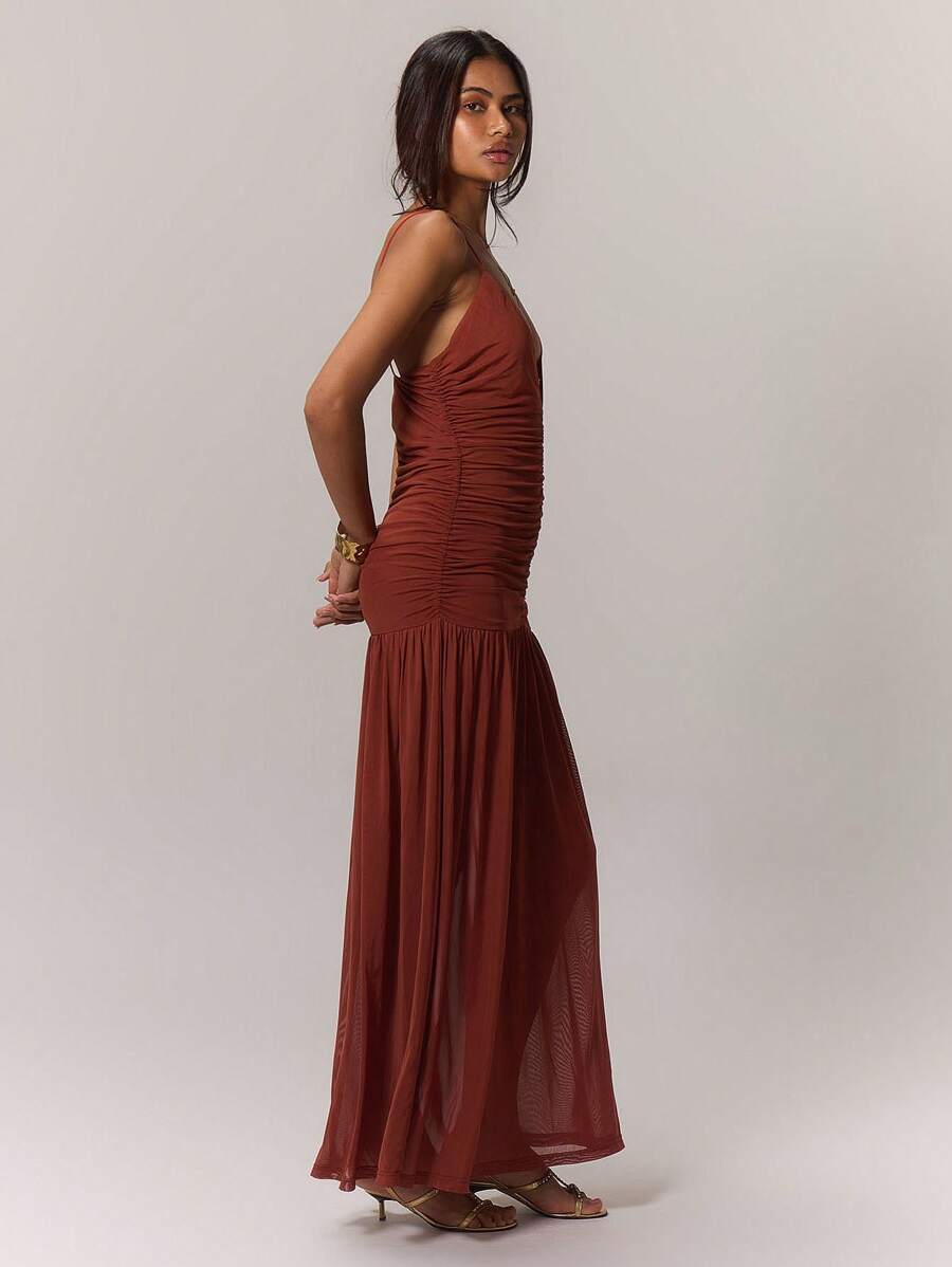 Leonie™ | Ruched Waist Holiday Dress