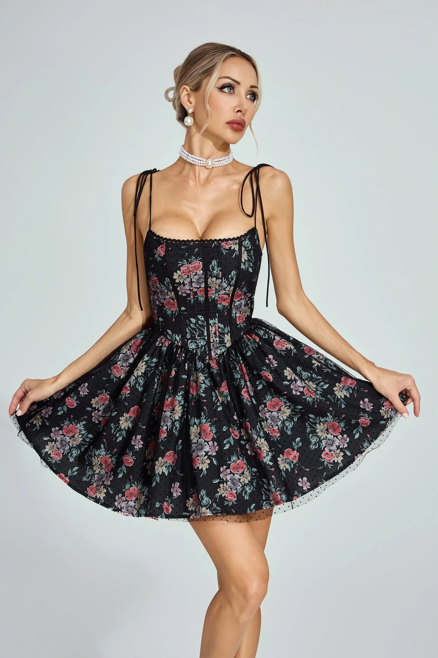 Johnson Black Floral Tüll-Minikleid