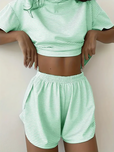 Zweiteiliges Loungewear-Set mit Shorts & Schlitz