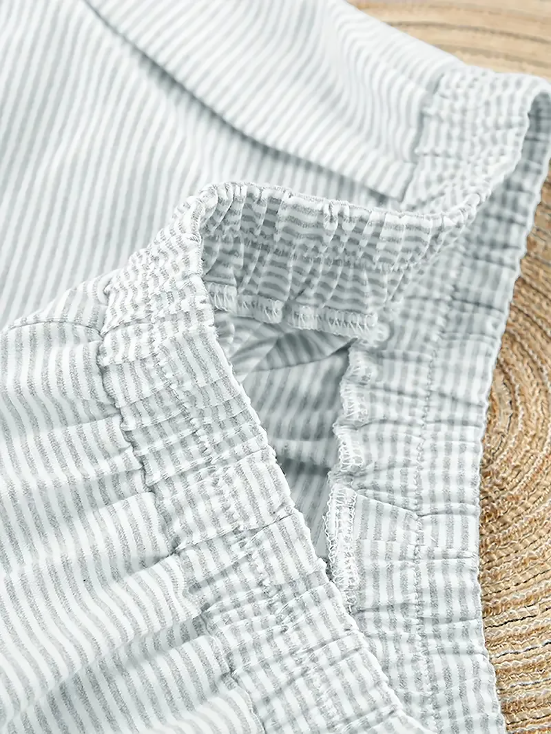 Zweiteiliges Loungewear-Set mit Shorts & Schlitz