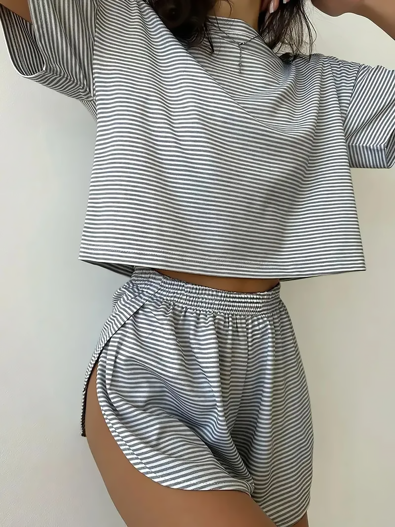 Zweiteiliges Loungewear-Set mit Shorts & Schlitz