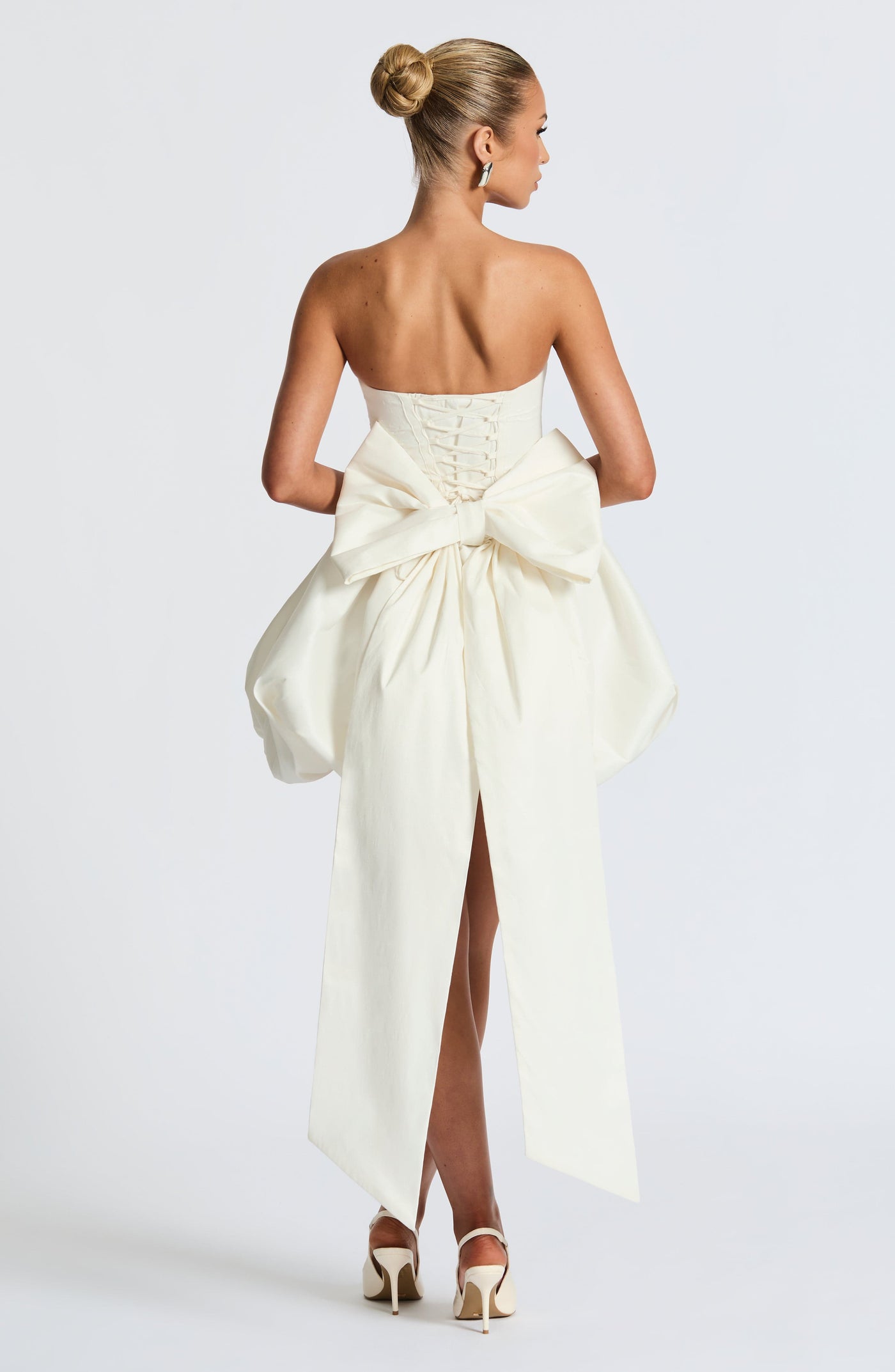 Nerina™ | Bow-Back Bubble Mini Dress
