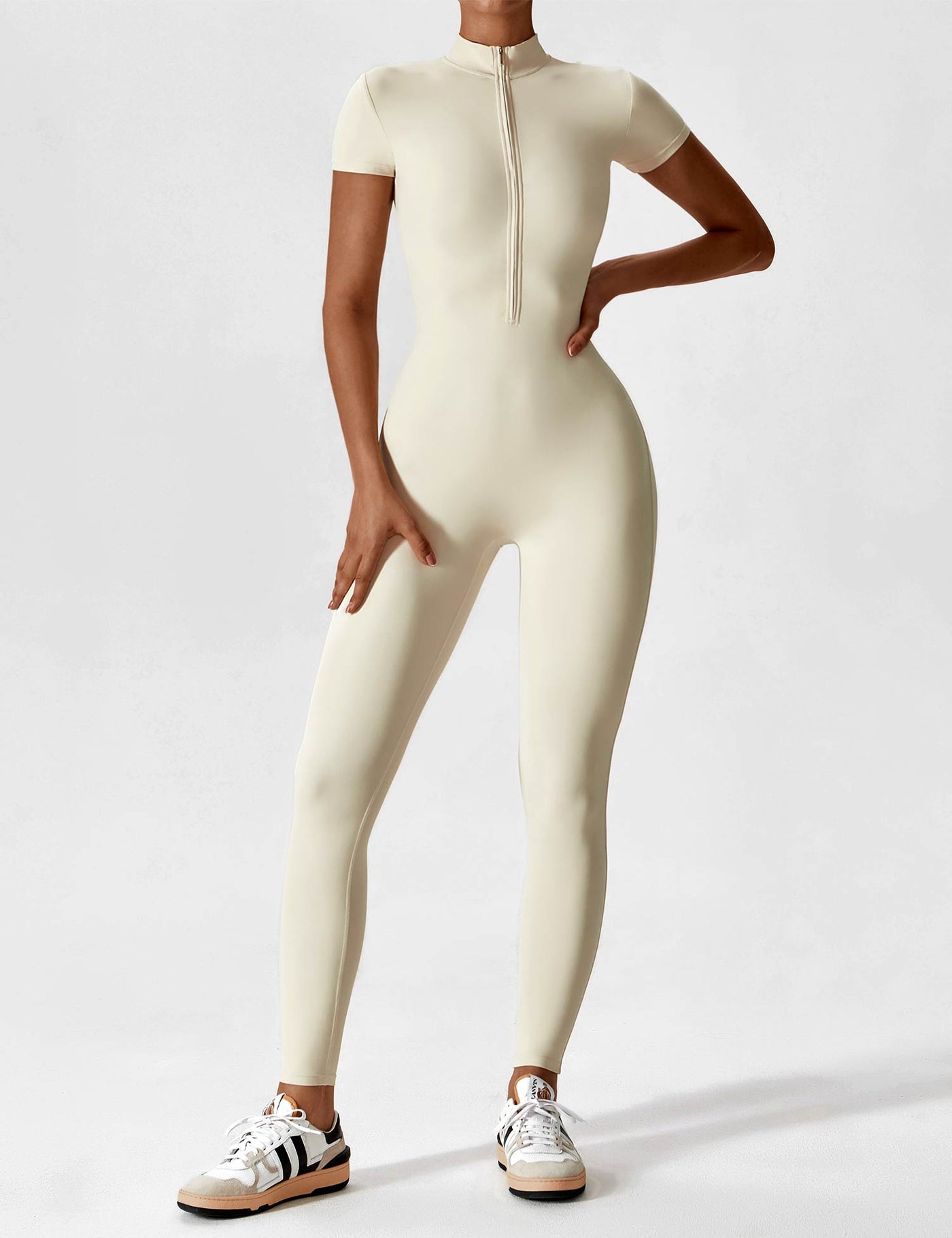 SleekFit Langarm-Jumpsuit mit Reißverschluss