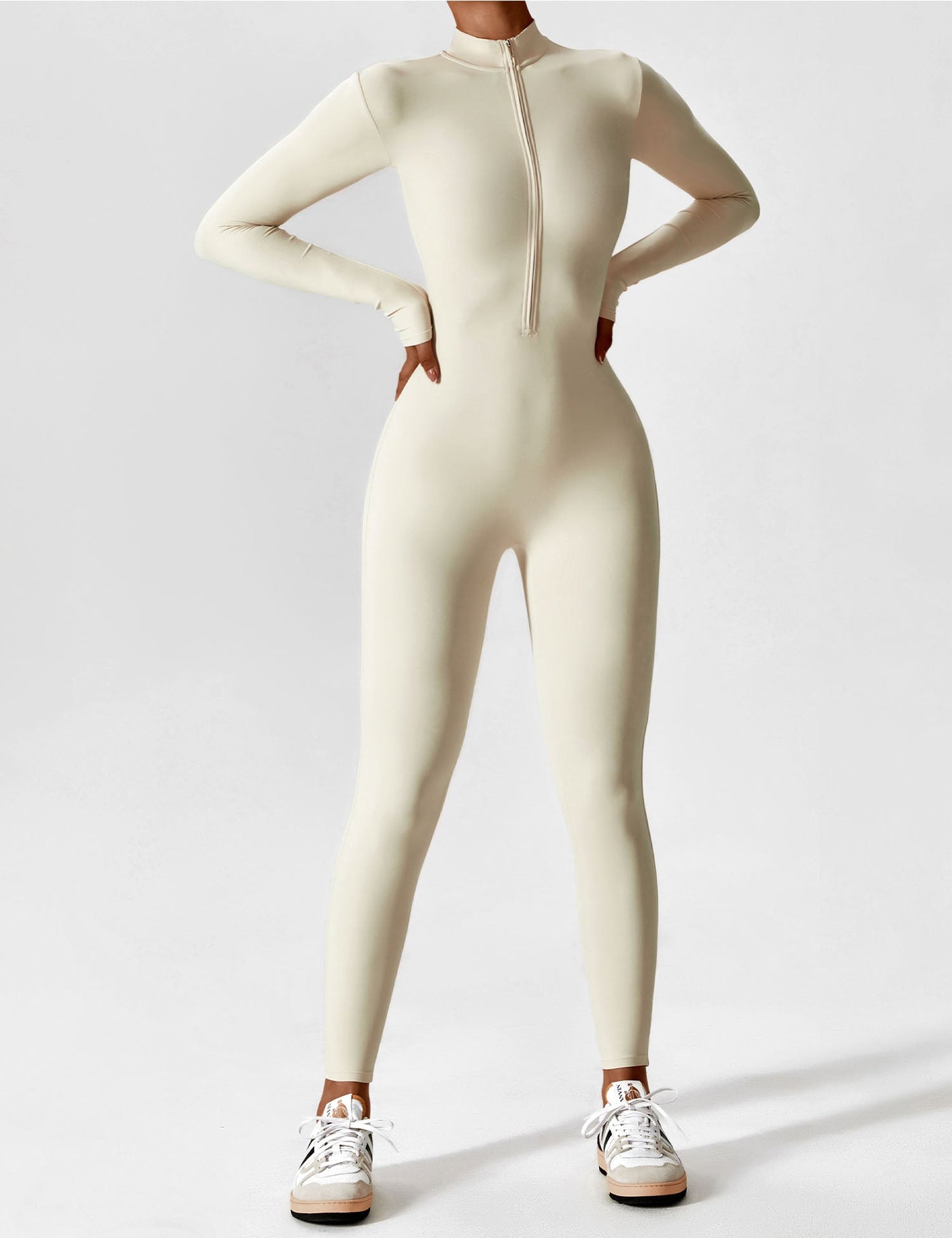 SleekFit Langarm-Jumpsuit mit Reißverschluss